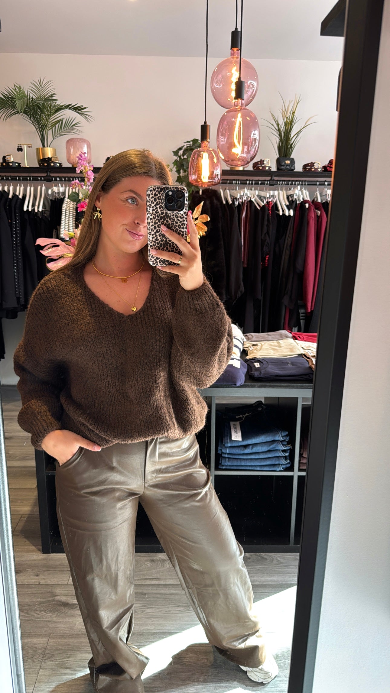 Knitted V Hals Trui Bruin