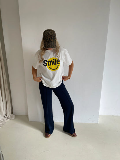 Ambika Smile T-Shirt Geel