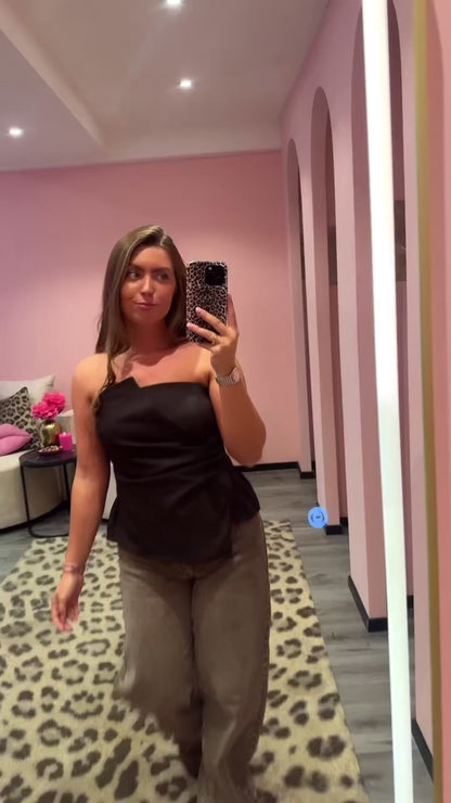 Glamour Strapless Top Bruin